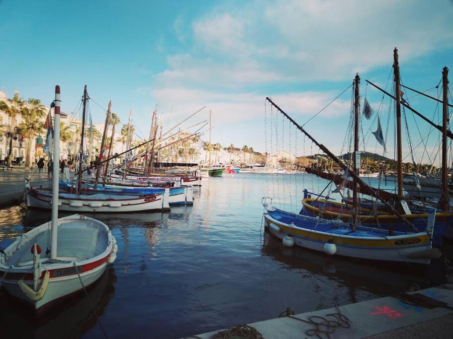 T 2 A 5 Mn A Pied De La Mer Sanary-sur-Mer Exteriér fotografie