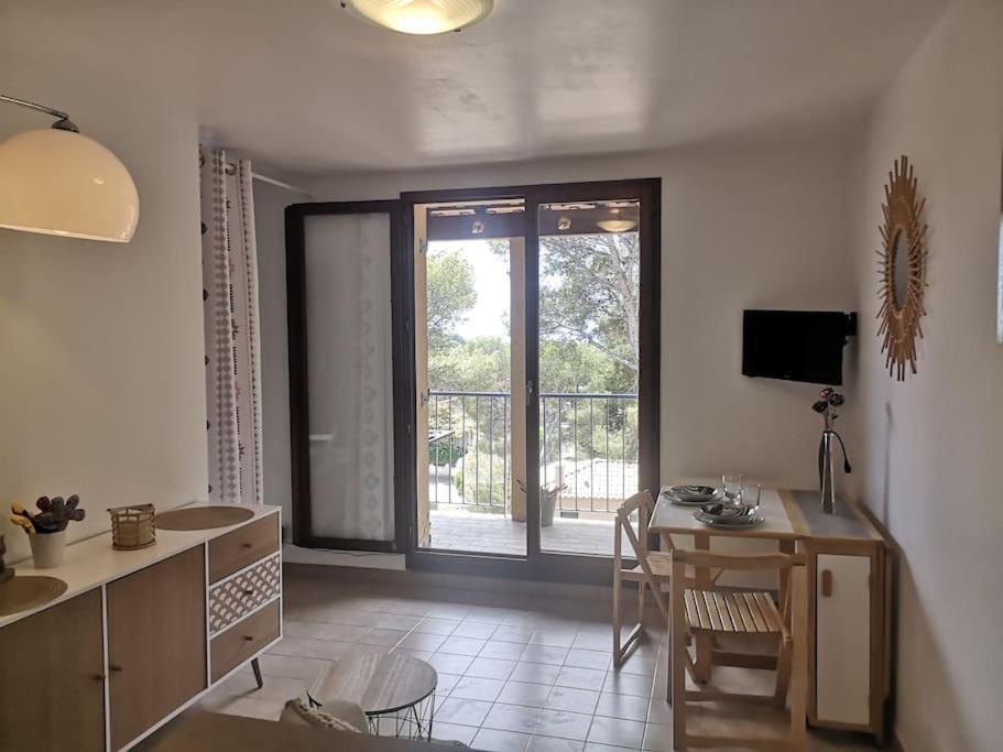T 2 A 5 Mn A Pied De La Mer Sanary-sur-Mer Exteriér fotografie